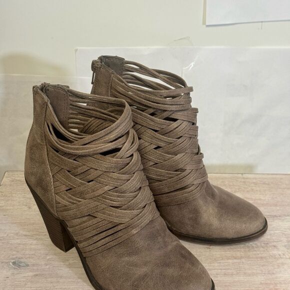 Fergalicious Brown Ankle Booties with Strappy Design size 6.5 - Picture 1 of 6